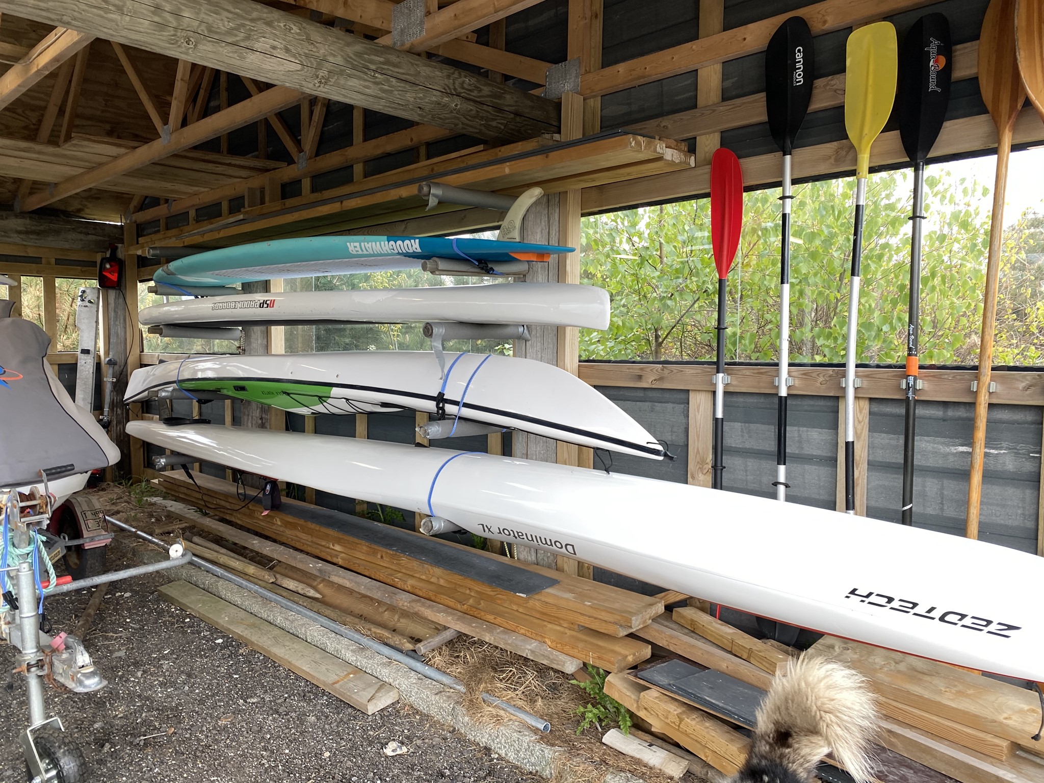 Udstyr til leje hos Cold Hawaii Watersport